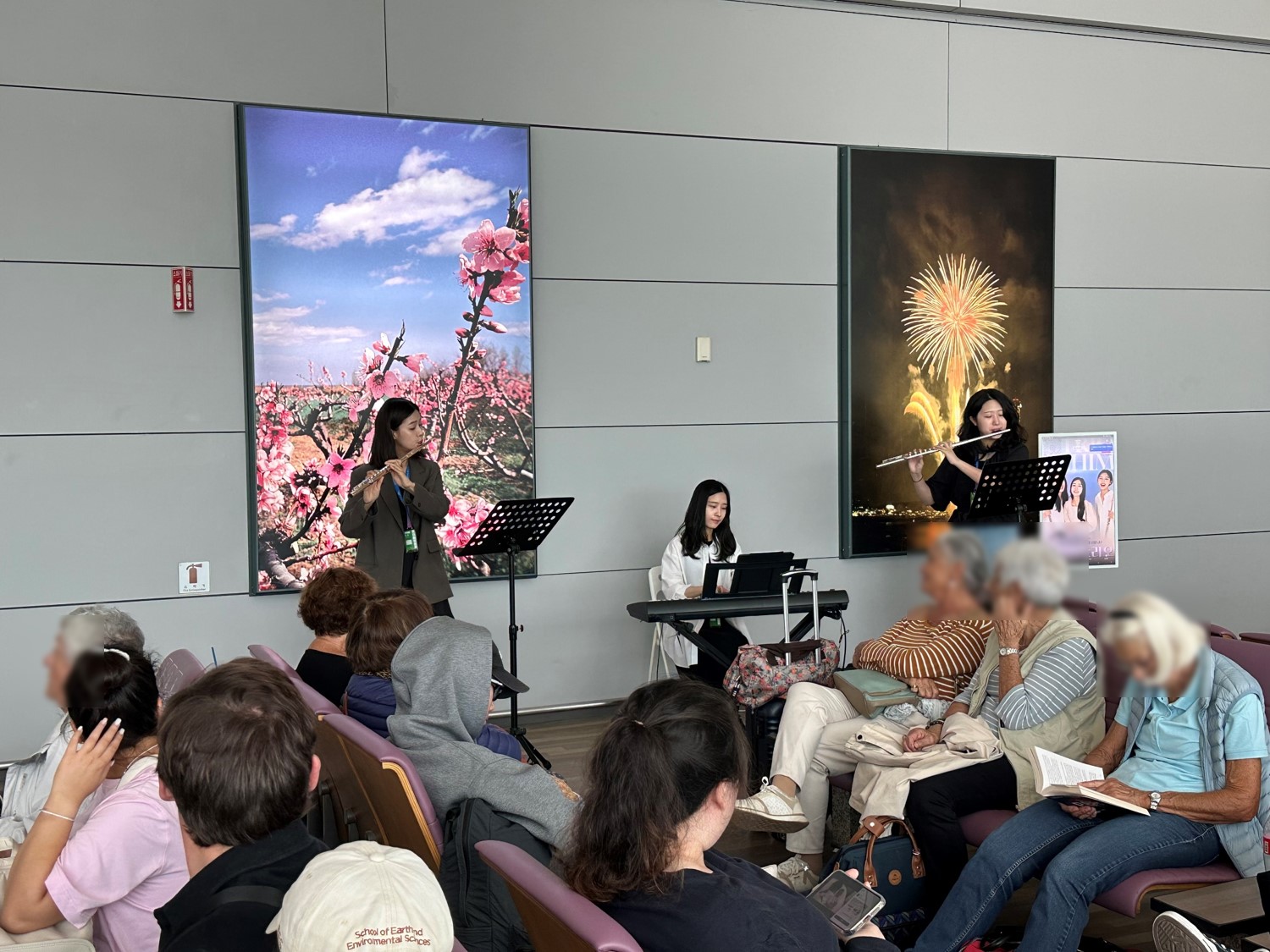 찾아가는 버스킹 공연 현장 모습